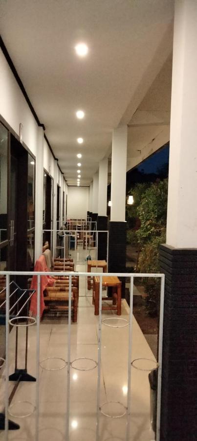Akalanka Homestay Gili Trawangan Exterior photo